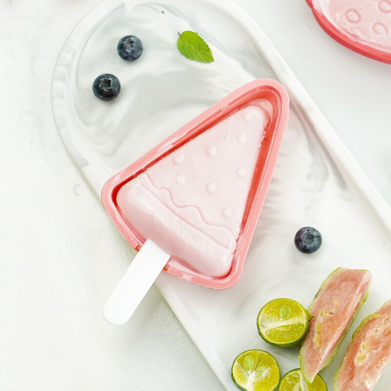 Strawberry Satermelon Popsicle Molds With Sticks Pineapple Drip-guards BPA-free Popsicle Molds Silicone Cartoon Ice Maker