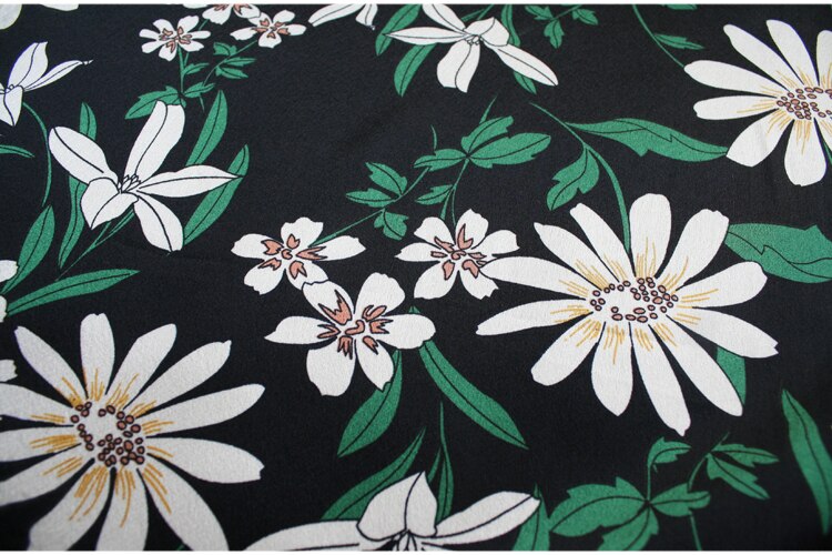145x100 cm Geïmporteerd Mode Bloemen satijn voor Vrouwen Zomer strand Jurk, Sjaals, Gordijnen, Shirt naaien Patchwork Bekleding