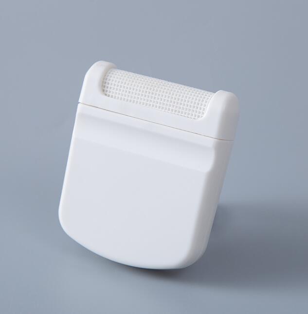 Brosse pour enlever les peluches, peigne de chandail réutilisable, brosse en tissu, rasoir pour vêtements, pull en laine, brosse anti-poussière Portable: White (one side)