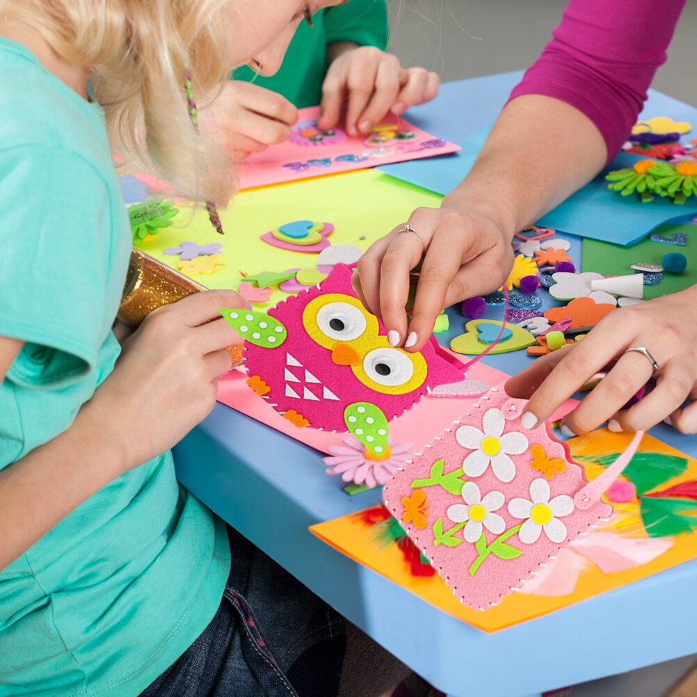 6Pcs Non-Woven Cloth DIY Bags Sewing Craft Toy Bag Handmade DIY Handmade Bag Cartoon Animal Tote Bags for Birthday