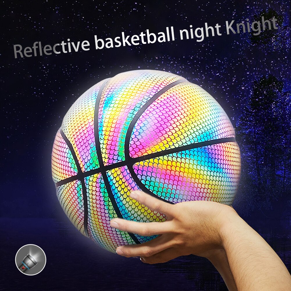 Palla da basket luminosa sfera Flash illuminata riflettente olografica PU gioco di sport notturni di pallacanestro incandescente resistente all&#39;usura