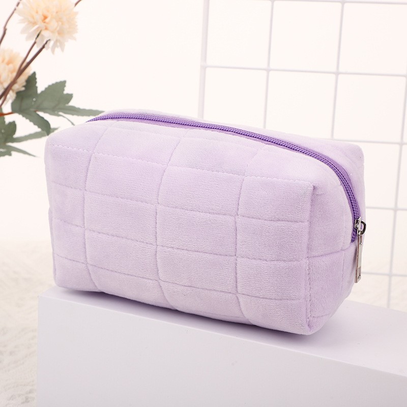 Cute Plush Makeup Bag for Women Portable Travel Small Cosmetic Bags Solid Color Zipper Toiletry Bag Washing Pouch Storage Bags: PURPLE