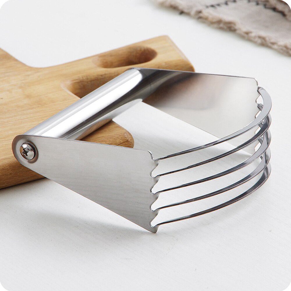1PCS High Stainless Steel Dough Cutter Kitchen Craft Pastry Cutter Blender Brand kitchen Tool Easy to Grip and Use