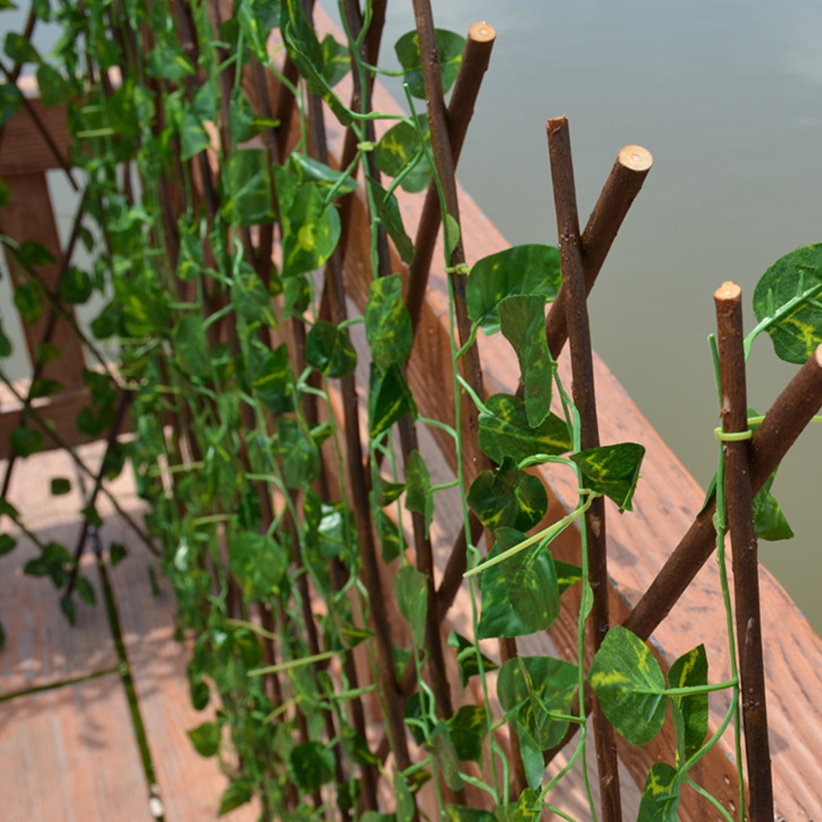 Træhegn med simulering grøn rattan kunstig haveplante hegn strækbart hegn til hjem haveindretning
