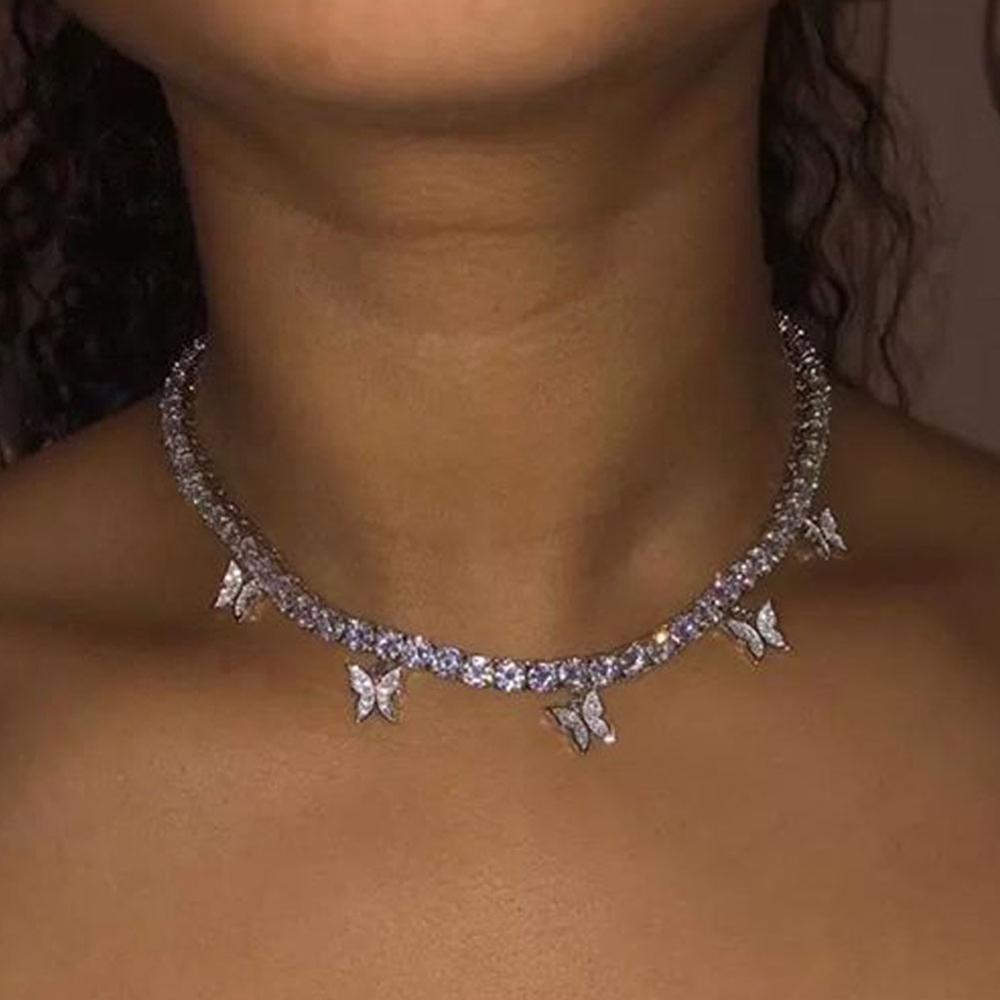 Moda bonito brilhante cristal borboleta gargantilha colar para as mulheres cor de prata pequenos animais pingente colar strass jóias