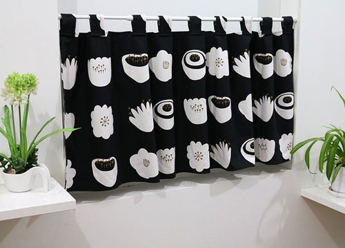 Japanilaiseen ja korealaiseen tyyliin mustavalkoinen kangasverho puoliverho väliseinä verho kaappi verho keittiö makuuhuoneen verho: A / W140 x 80cm