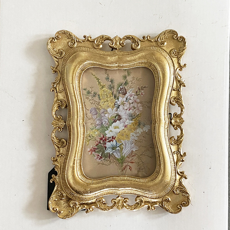 Vintage Rectangle Photo Frame Wall Hanging Golden Embossed Resin Picture Frame Holder Table Decoration Home Decor, Paper Random: Blue