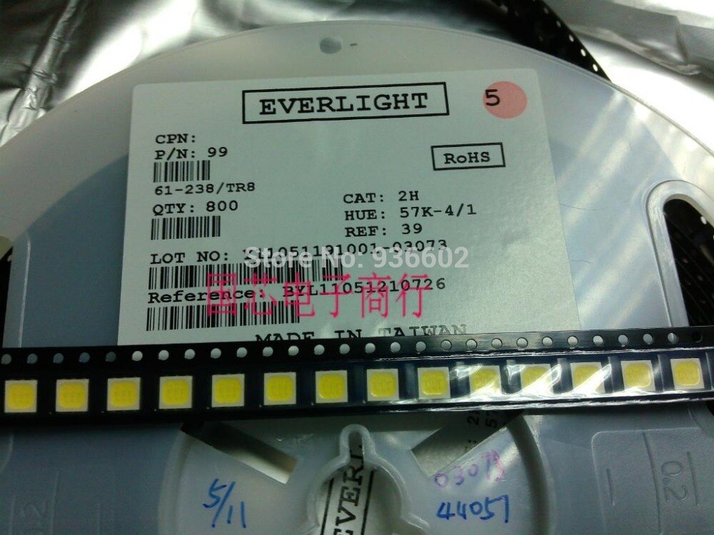 Everlight Smd Led 5050 0.1W 19lm Koel Wit 5700 K 61-238/TR8 Verlichting Toepassing