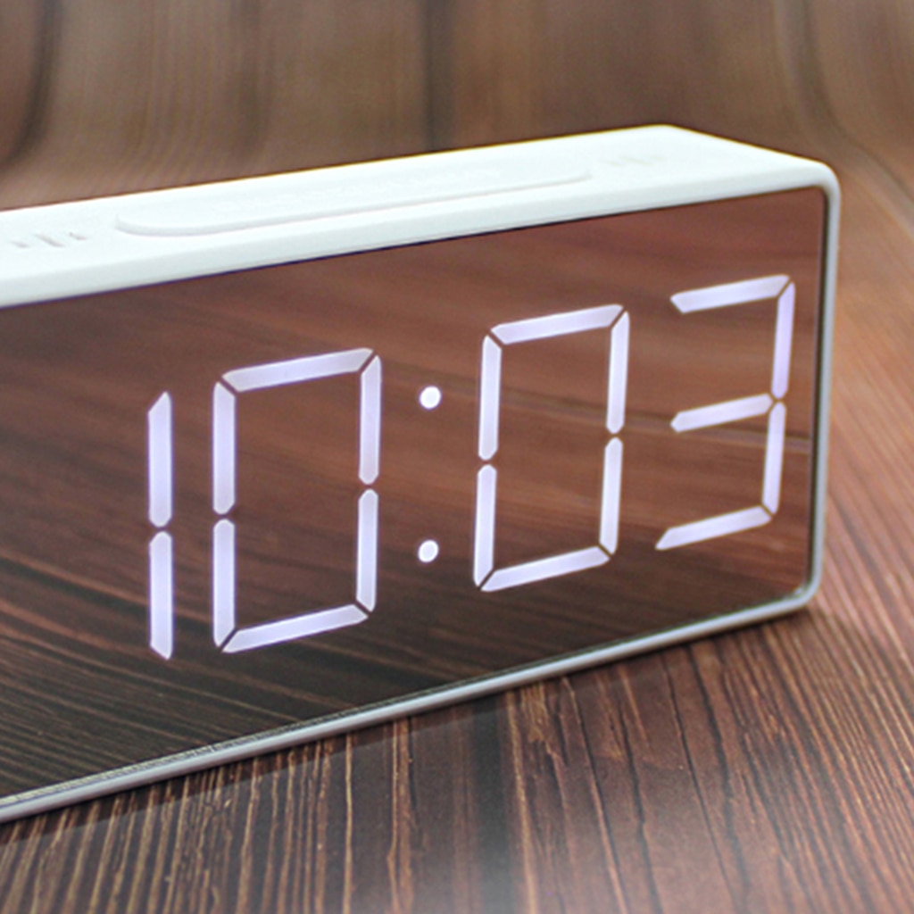 Elektrische slaapkamerklok, digitale houten wekker, houten elektrische klokken voor nachtkastje, digitaal uurwerk in de slaapkamer, digitale wekker Elektrische slaapkamerklok, digitale houten wekker, houten elektrische klokken voor nachtkastje, digitaal uurwerk in de slaapkamer, digitale wekker