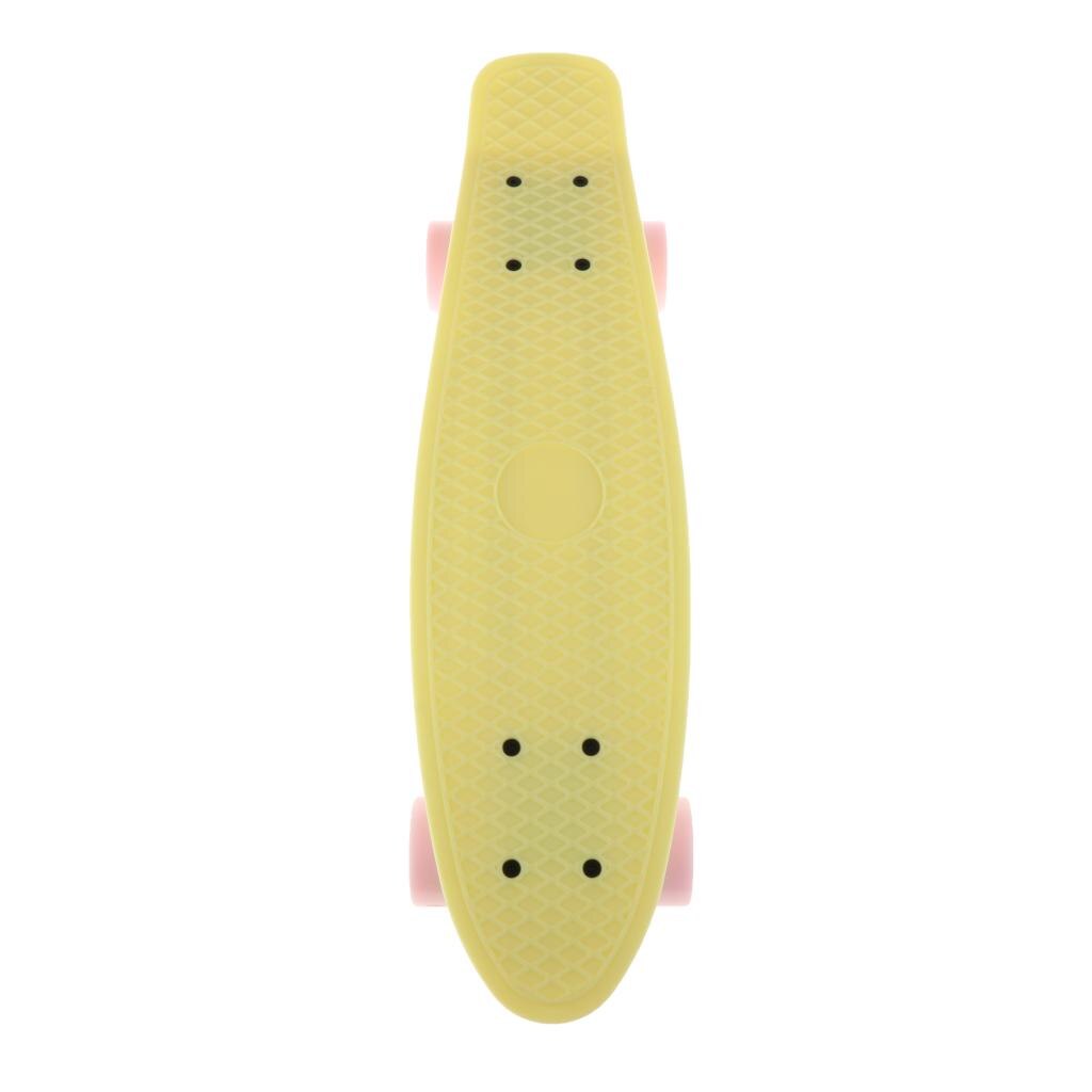 22 pouces enfants complet Skateboard Cruiser garçons filles Mini Skate Board rétro Longboard 200 lb poids de charge maximum avec roues lisses: Yellow