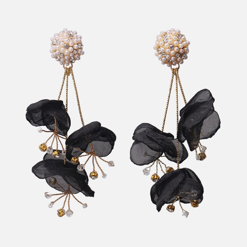 European and American Exaggerated Personality Alloy Rhinestone Handmade Flower Lace Earrings Temperament: Black