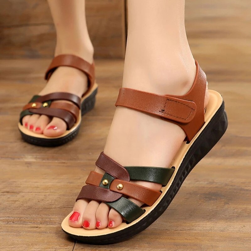 MVVJKE sandali dimensione36-41donne proprietà piattaforma femminile scarpe in pelle Mujer appartamenti sbirciare dito del piede colori misti fondo morbido sandali da spiaggia