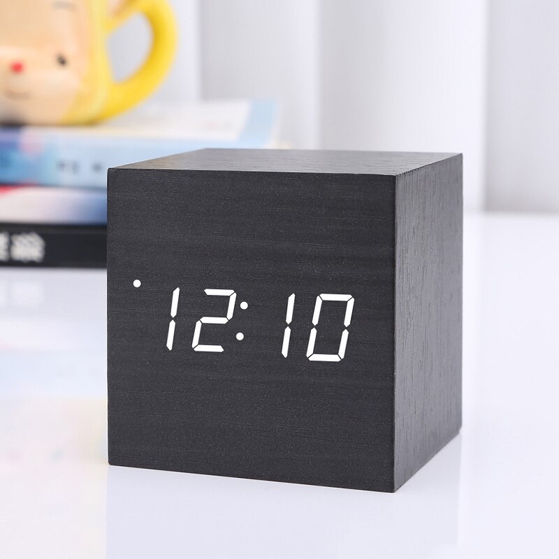 1Pcs Moderne Houten Houten Vierkante Led Wekker Multicolor Sound Control Horloge Tafel Voice Control Kalender Thermometer Display