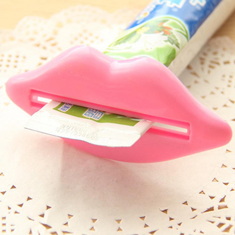 Tube Toothpaste Squeezer Roll Bathroom Gadget Rolling Plastic Multipurpose Cartoon Heart Shape Kitchen Supply