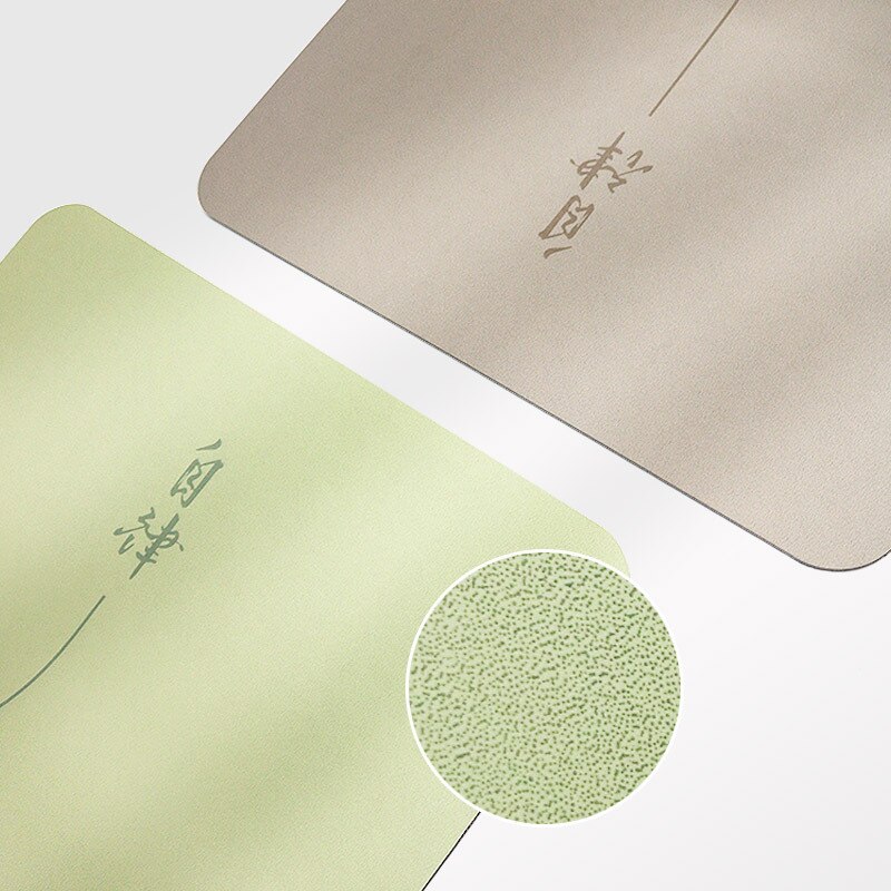 Die neueste yogamatte von lezyan aus naturkautschuk (pu) ist atmungsaktiv, abriebfest, rutschfest, schweißabsorbierend und ideal für fitness, pilates, gesundheit und sicherheit.