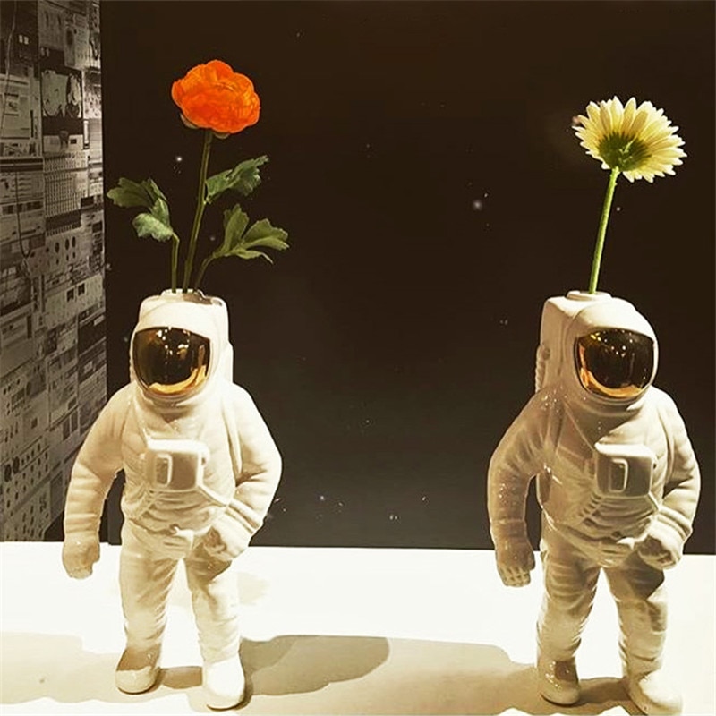 Space mann astronaut vase keramisk modell unik astronaut vase tørkede blomster hvit keramisk vase for bordplate dekorverktøy