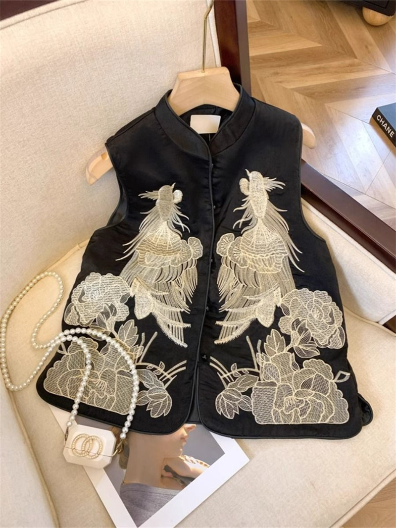 Vest Women's Vest Chinese National Style Tang Suit Embroidered Vest Female Spring and Summer Retro Buckle Black Vest Coat