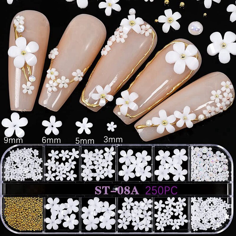 Witte Kleine Bloem Nail Art Accessoires, hars Drie-Dimensionale Vijf-Bloemblaadje Bloem Gemengd Met Diy Nail Art Accessoires