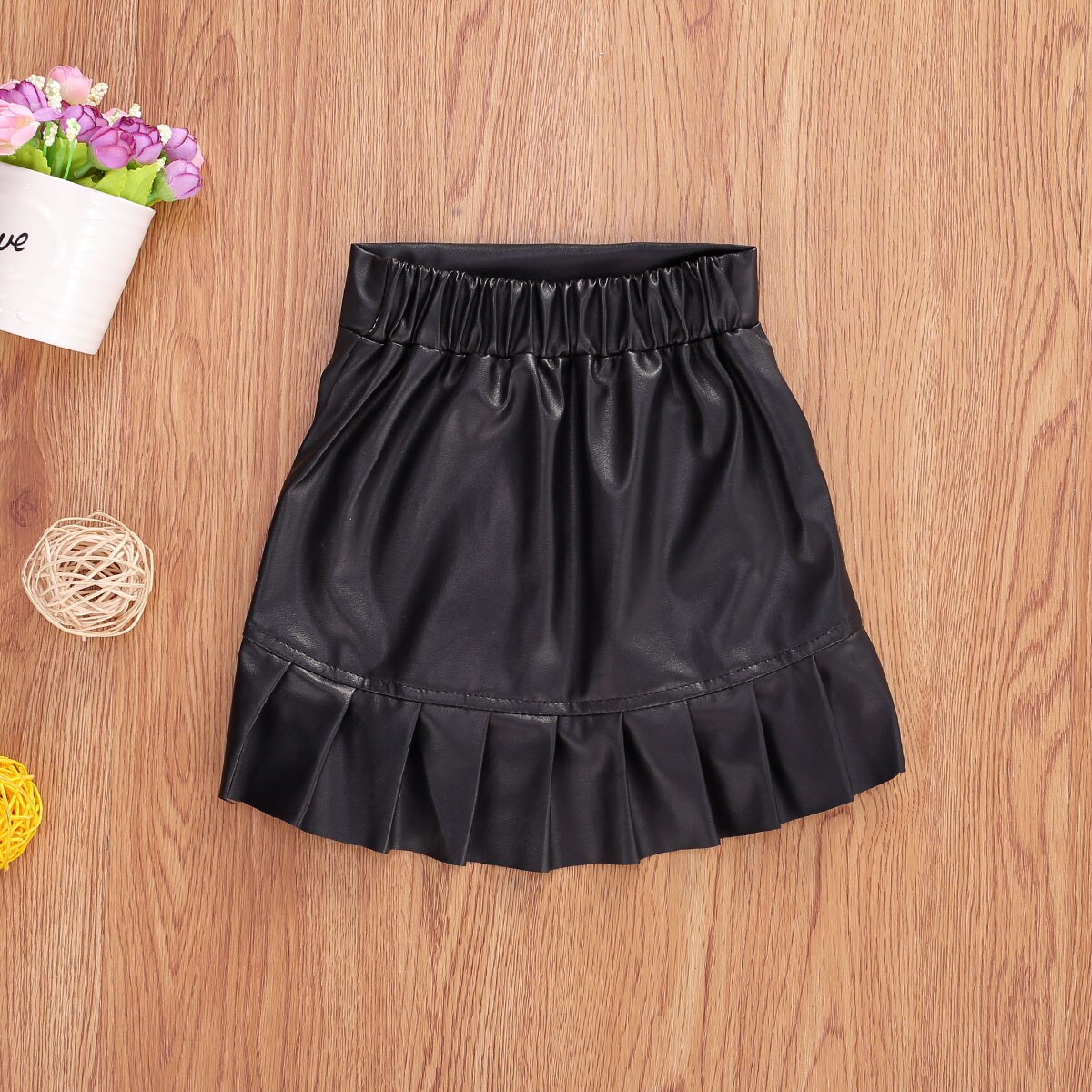 Kleinkind freundlicher Baby Mädchen PU Plissee Felsen Feste Gekräuselte Tasten Mini Röcke Prinzessin Leder BöHöhle 6M-5Y