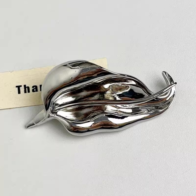 Broche Vintage Fleur Argent - Bijou De Costume En Métal - Très Bon état