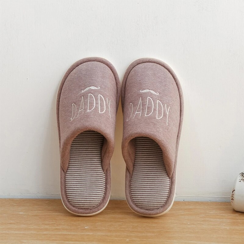 ASIFN chaussons pour hommes japonais femmes intérieur coton tongs bois hiver Couple lettres antidérapant fond souple Zapatos Mujer: Marron / 9