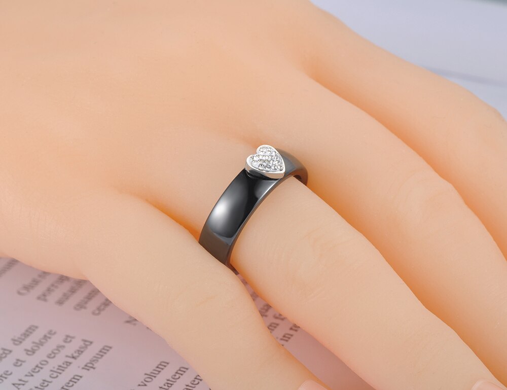 AENINE Trendy Black Ceramic Heart Crystal Wedding Rings Jewelry For Women Stainless Steel Rhinestone Bohemia Party Ring AR19114