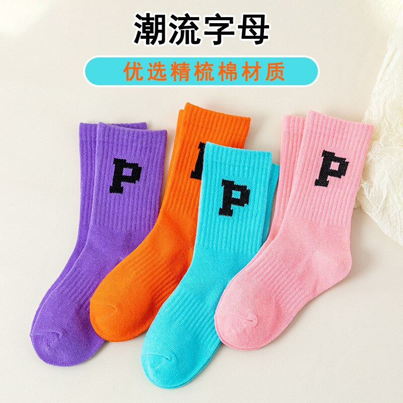 4 paia/lotto 3 a 12 anni calzini per bambini primavera e autunno moda coreana ragazzi e ragazze calzini in cotone con lettere in vitello calzini per bambini: A / 8-12T