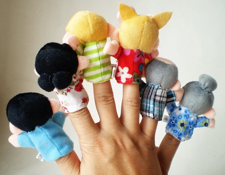 6 Stks/partij Familie Stijl Fluwelen Vinger Puppet Play Leren Baby Speelgoed Leuke Cartoon Finger Puppets