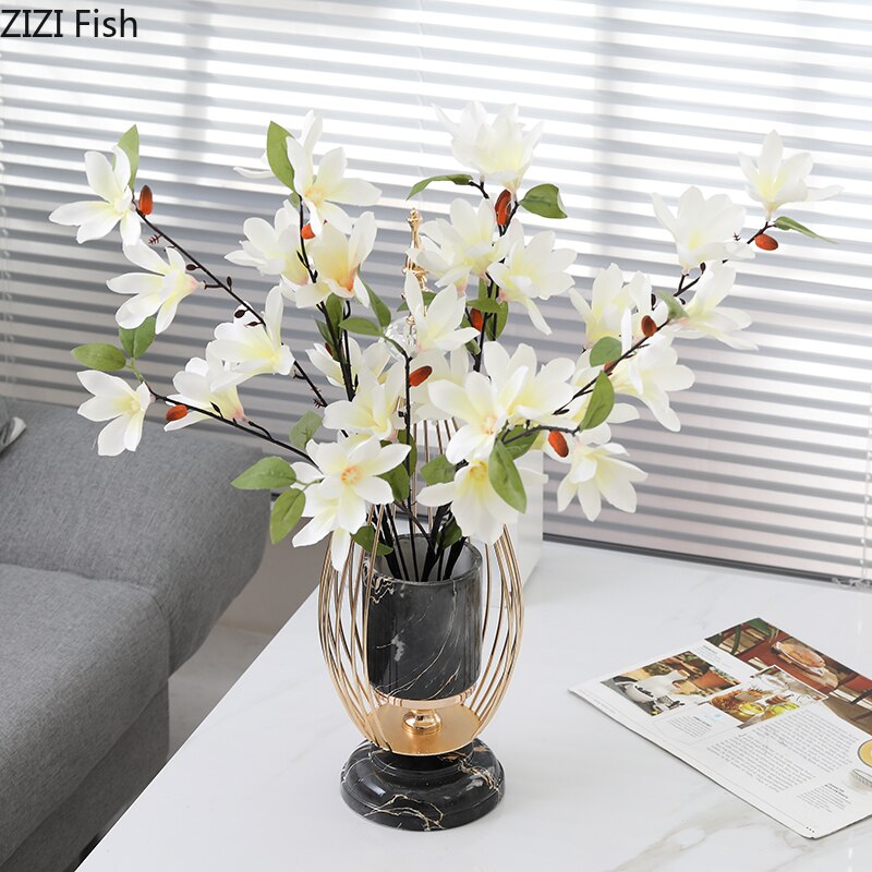Nordisk marmor konsistens keramisk vas blommor blomsterarrangemang bägare porslin gyllene legering ram blommor kruka modern heminredning