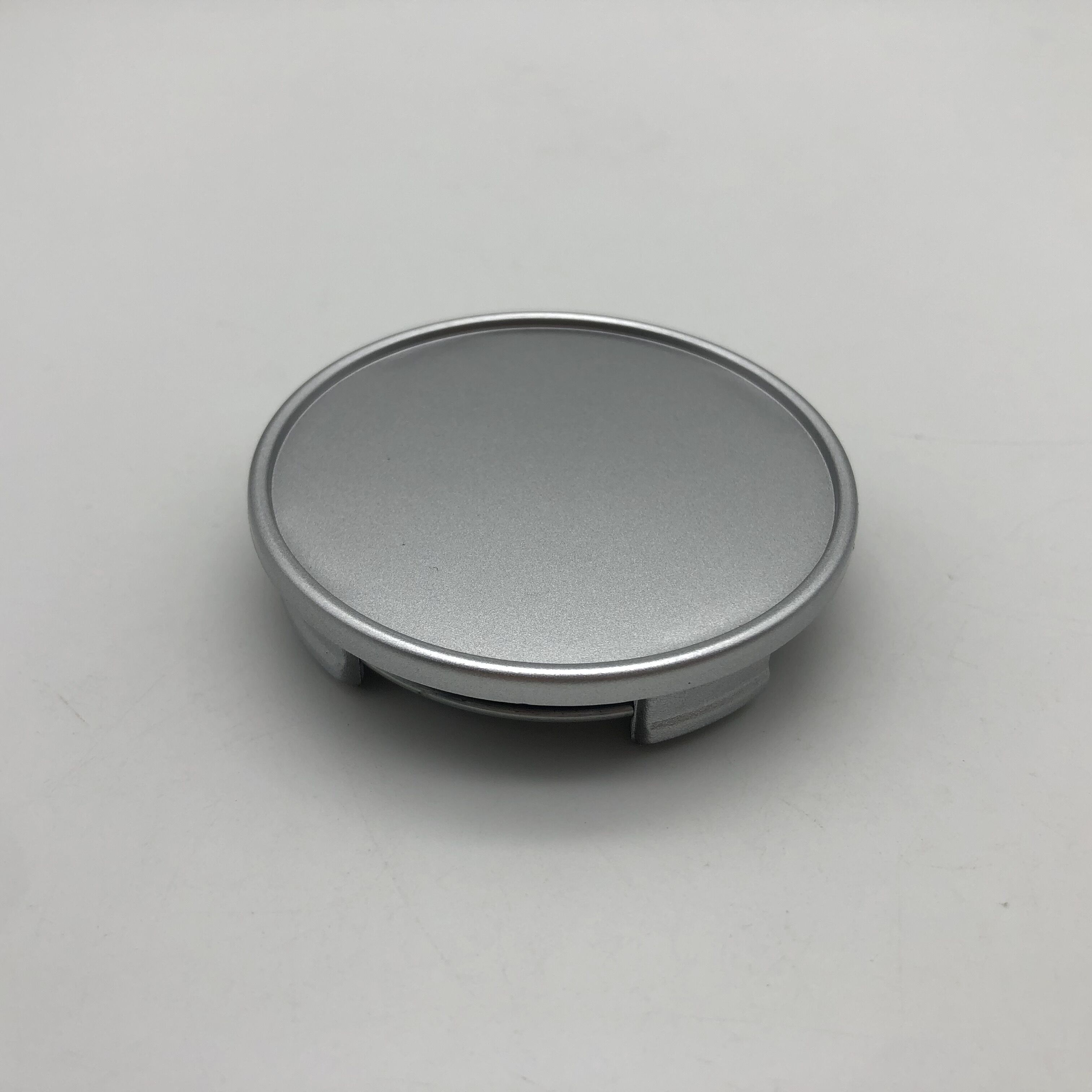 4 stk/parti 65mm ingen logo hjul center navkapsler sort sølvgrå hjulnav dæksel stilfuldt slidstærkt udskiftningsstøvdæksel: Grå