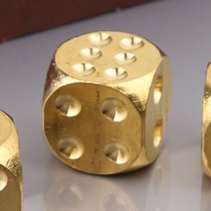6 stücke 13mm Kupfer Würfel Heimat Dekor Durcheinander Würfel Bar Liefert Spiel Werkzeug Kupfer Metall 24BD