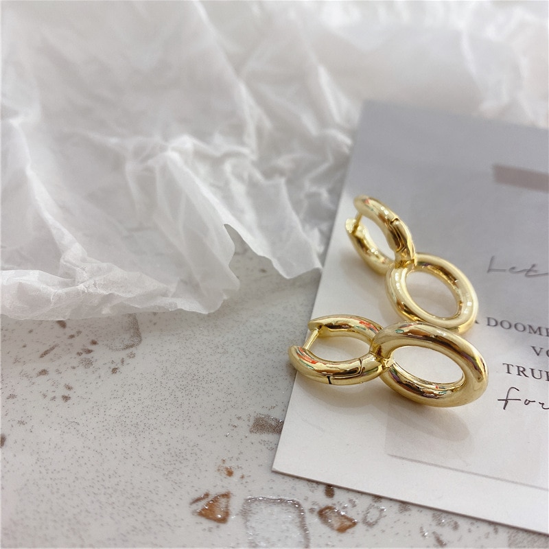 HUANZHI Retro Simplicity Gold Color metal Earring Geometry Round Ear ring for Woman Girls Accessories