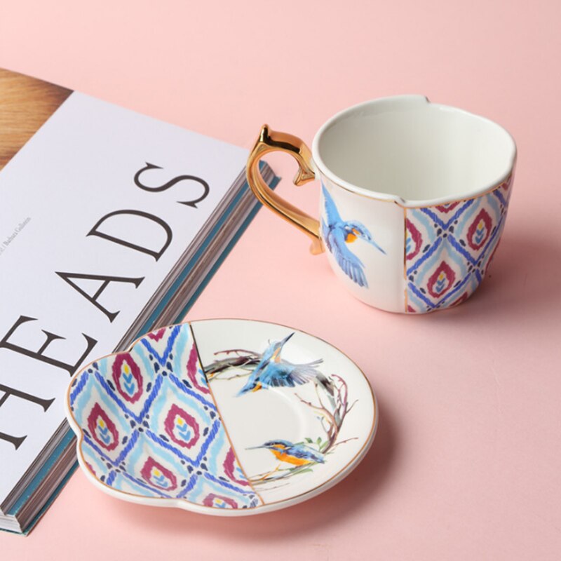 Style Luxury Coffee Cup And Saucer Set With Gold Handel Ceramic Cappuccino Afternoon Tea Cup Tea Set With Spoon