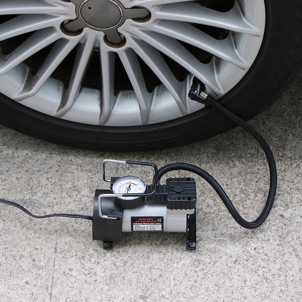Large Screen Car Tire Inflator Air Pump Portable Mini Tire Inflator Auto Tyre Pump Electric Car Air Compressor 12V Air Inflator