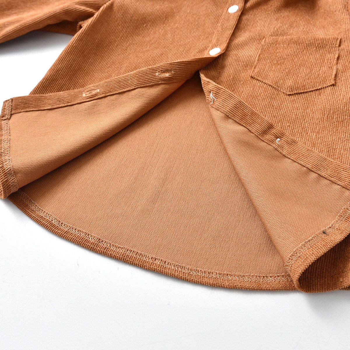 Nouvelle chemise en velours côtelé à manches longues pour garçons, kaki, tissu en coton pur, haut à revers pour enfants de 2 à 6 ans, manteau décontracté, printemps automne