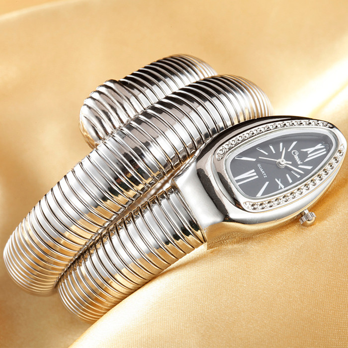 Cussi guld luksus kvinders slangeure kvarts armbåndsure dame armbåndsur reloj mujer relogio feminin: Sølv