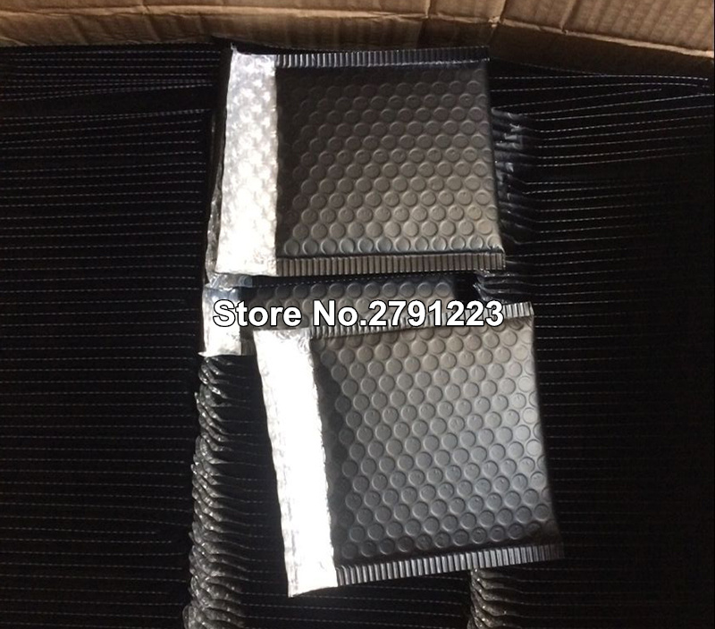 50 Pcs Verpakking Bubble Mailers Zwart Papier Gevoerde Enveloppen Bag Bubble Mailing Envelop Tas 15*13 Cm + 4 Cm