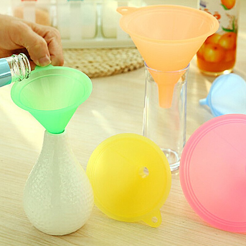 5 PCS Colorful Plastic Funnel Small Medium Large Variety Liquid Oil Kitchen Set Funnel Small Medium Liquid Oil Large Variety Kit