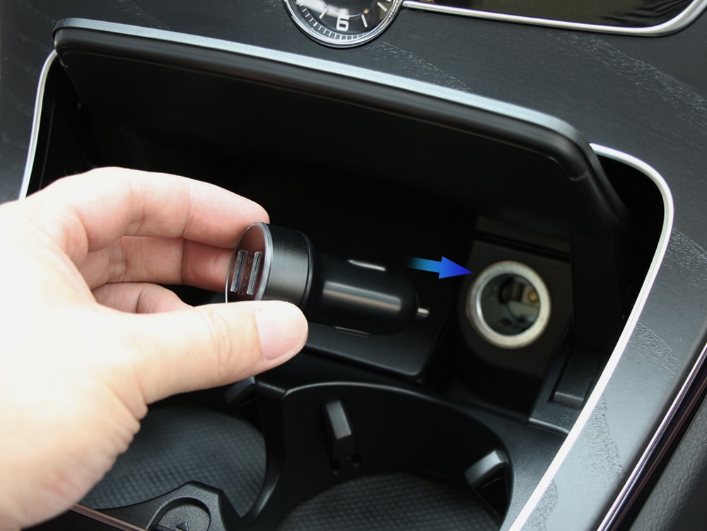 3.1A Dual USB Car Charger LED Display for Nissan Qashqai j10 j11 x Trail t32 t31 Tiida Juke