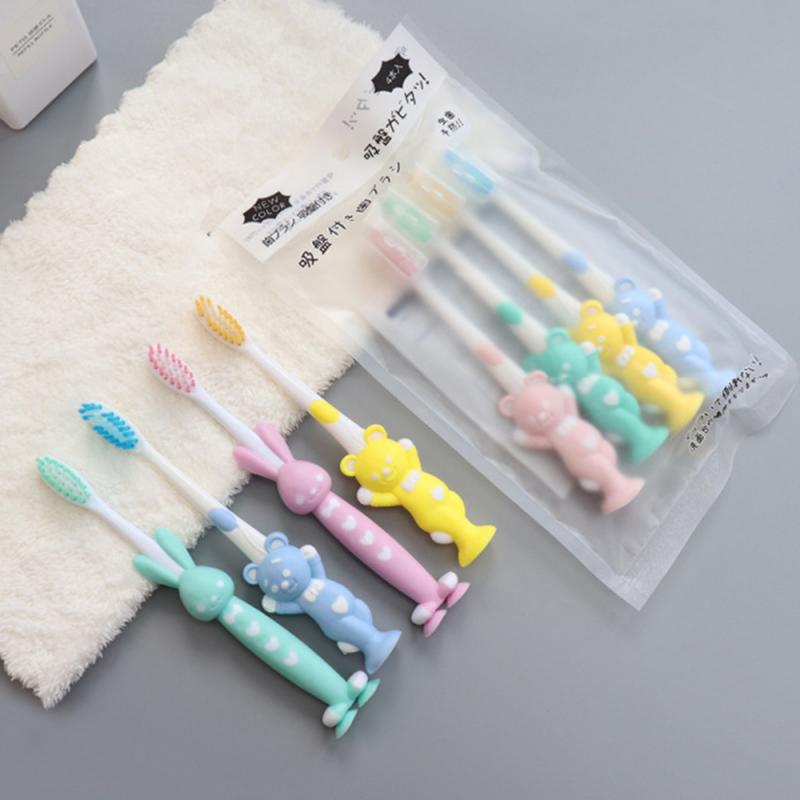 4 PCS Bambini Spazzolino Cartone Animato Spazzolino Da Denti Per Bambini di Bambù del Carbone di Legna Morbido Dei Capelli Set Silicone Sveglio Pulire I Denti Spazzolatura Spazzolino Da Denti