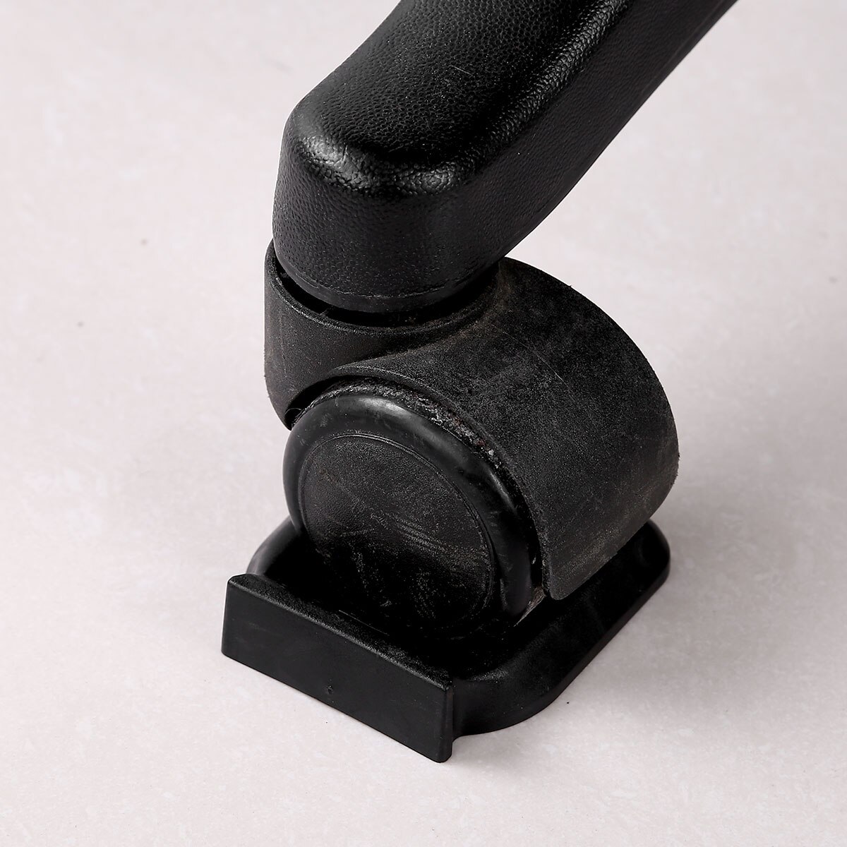 4 anti-bevægelses møbler fødder stik skridsikre anti vibrations klip hætter genanvendelig plast fast hardware værktøj til sofabord stol