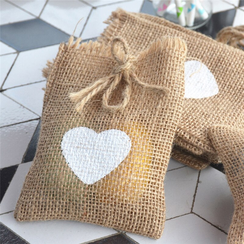 10pcs Burlap Wedding Candy Bags Natural Jute Hessian Bags Rustic Wedding Favors Candy Pouch Love Heart