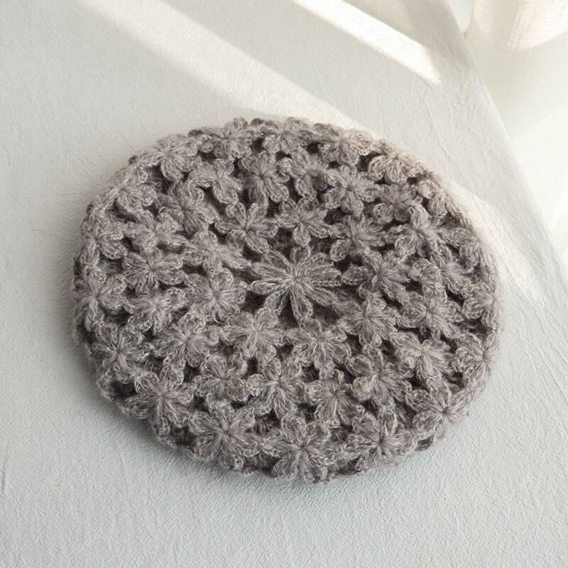 Håndlavet blød hellig ud beret hue til kvinder vinter varm mohair kunstner strikket hat hæklet gorros: 008