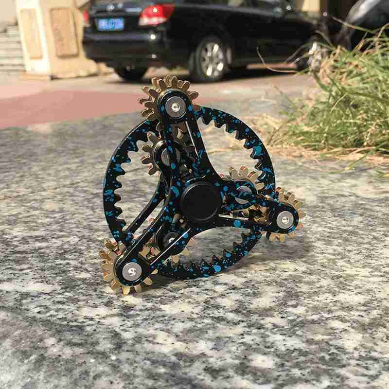 Turntable Gear Linkage Manual Rotating Fingertip Top Hand Spinner Decompression Toy Spinner Game Casual T6K5