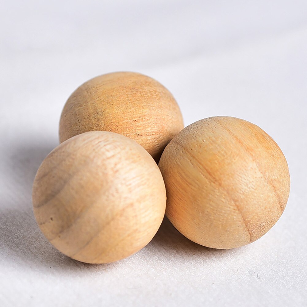 50Pcs Hout Kamfer Natuurlijke Geur Aromatische Mottenballen Verse Bescherming Lade Ongediertebestrijding Muggenspray Voorkomen Meeldauw