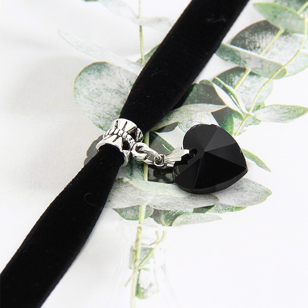 7 Pc Frauen Schwarz Seil Halsband Halskette einstellen strecken Samt Klassische gotisch Spitze Halsband Kette Collier Colar Ожерелье # w5