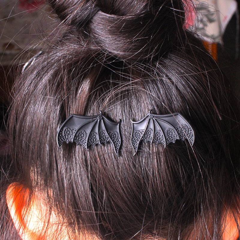 Antiguo negro Earl vampiro demonio alas Punk horquilla de murciélago Clip de pelo para las mujeres accesorios para el pelo para las mujeres joyería India