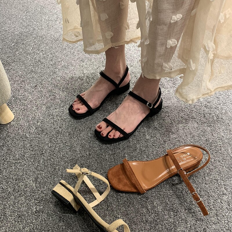 Eoeodoit sommar låga klackar sandal kort casual dagliga sandaler öppen tå skor kvinnor rom sandaler