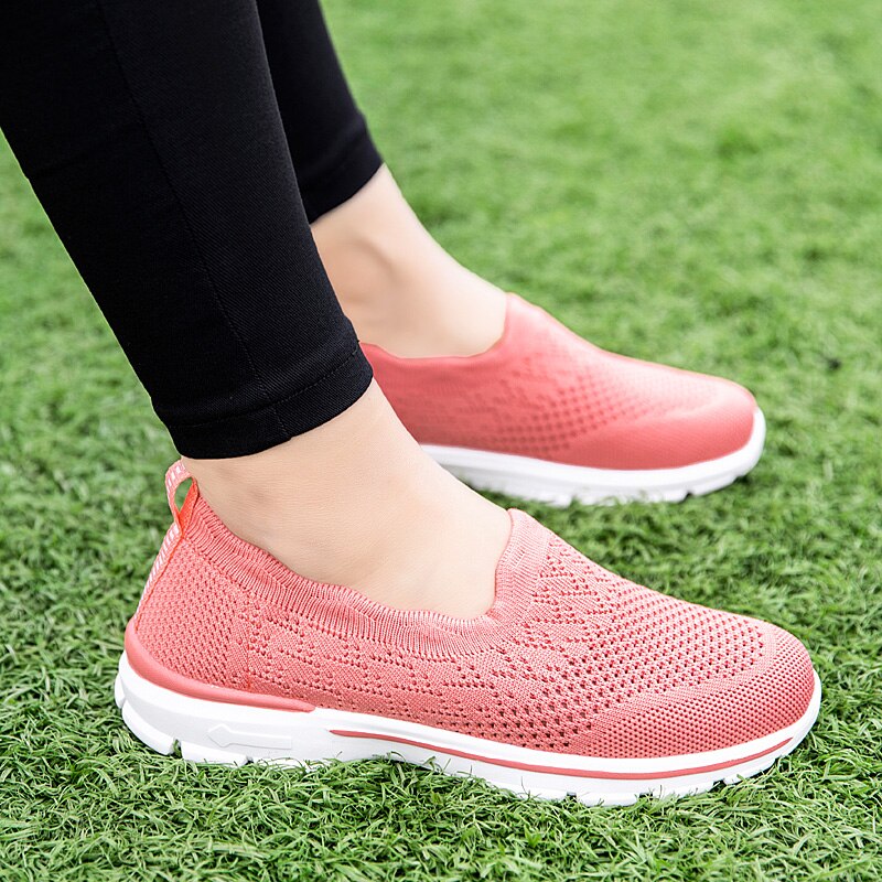 Breathable Summer Walking Shoes Women's Lightweight Sneakers Comfortable Street Jogging Shoes Mesh Running Flat Sneakers Female