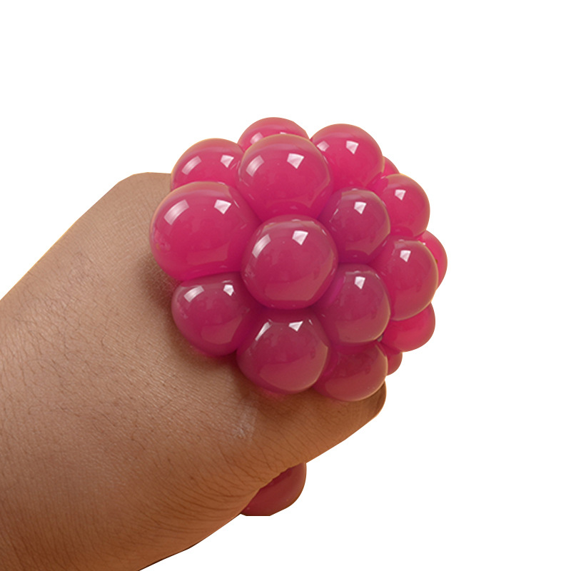 Stressavlastning presse drueballer avlaste trykkballer håndfidget leketøy regnbue nyskapende klemme ball mesh squishy baller